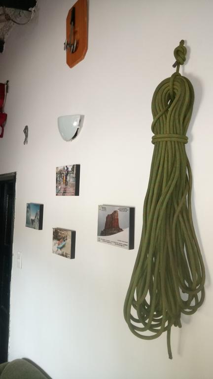 فندق Hostal Caminos De سويسكا المظهر الخارجي الصورة
